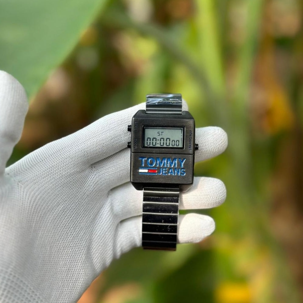 TOMMY JEANS EXPEDITION DIGITAL WATCH
