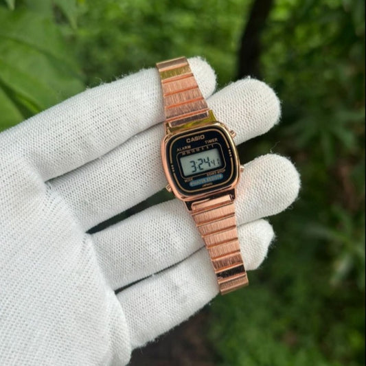 LADIES VINTAGE CHAIN WATCH