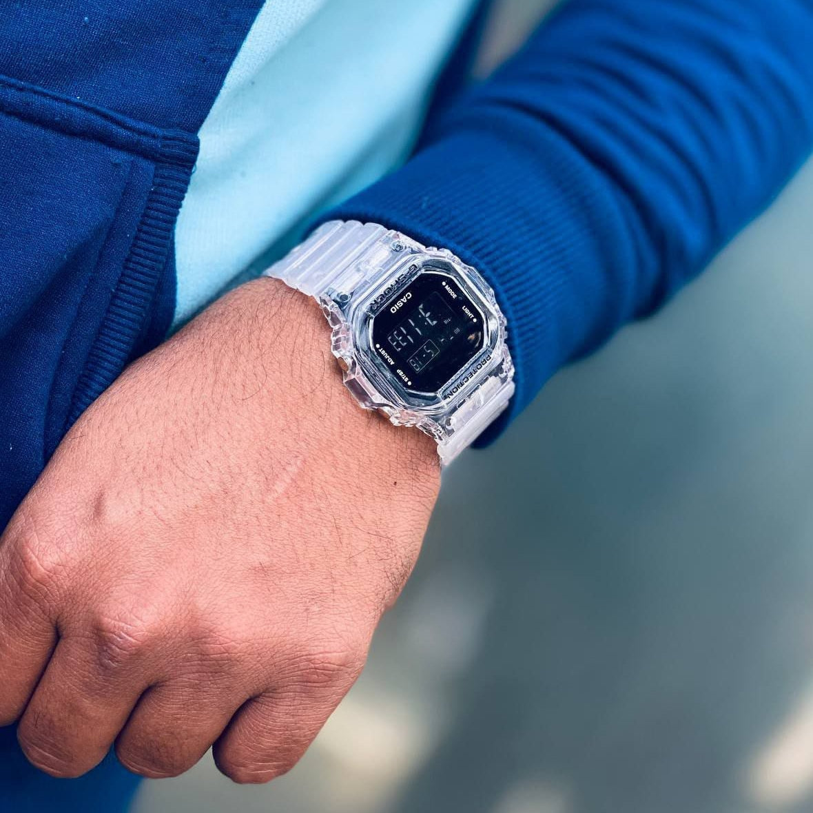 TRANSPARENT DIGITAL WATCH